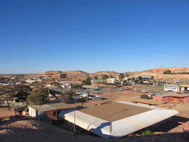 vue sur la ville de coober pedy en south australia