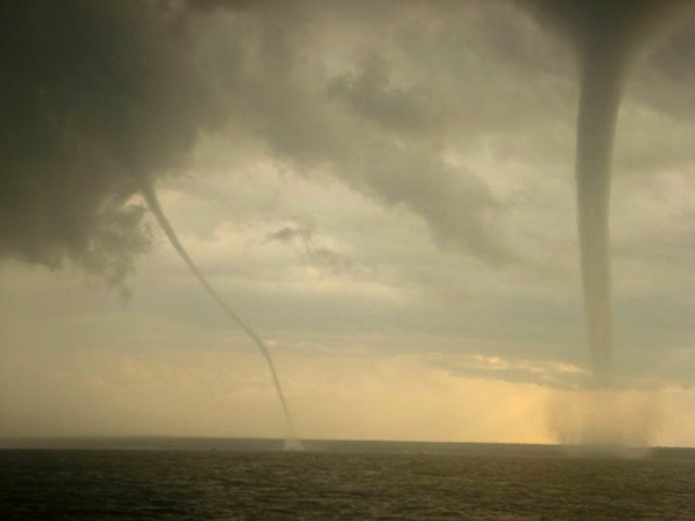 Cyclone Australia ocean