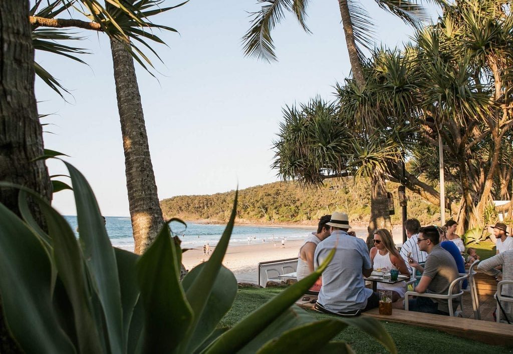 vue de la plage depuis le restaurant Bistro C où trouver un job en tant que PVT / WHV en Australie