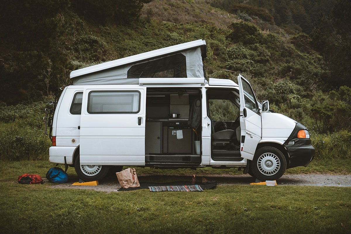 Image d'un camping car en Australie, comment trouver les meilleurs tarifs via un comparateur.