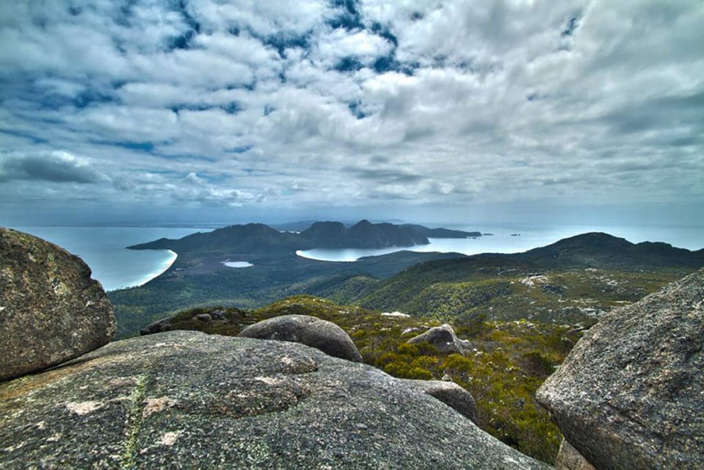 Vue depuis Freycinet en Tasmanie