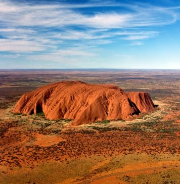 Les lieux immanquables en Australie - Uluru Ayers Rock