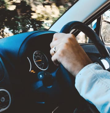 Devenir chauffeur Uber en Australie en 2026 : conditions, démarches et revenus comment devenir chauffeur uber en australie
